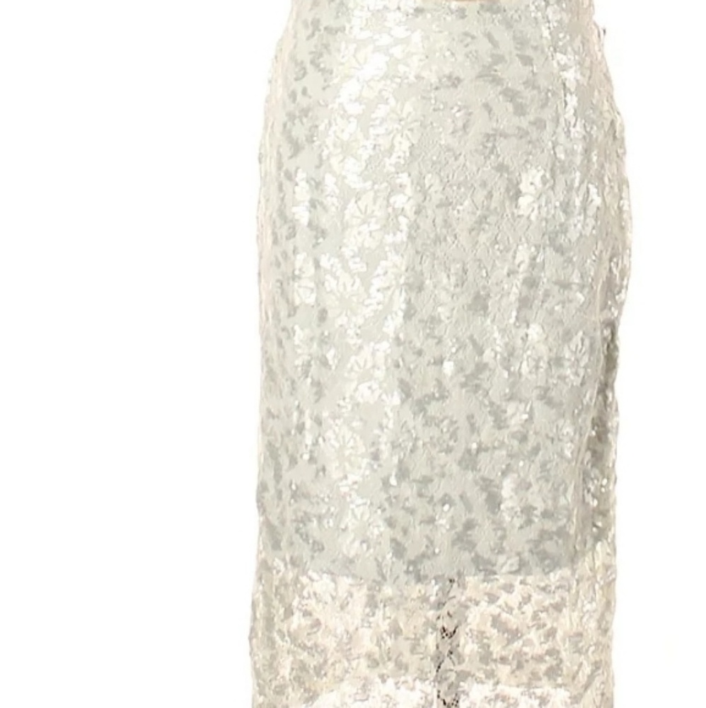 Eva Mendez Metallic accent formal skirt